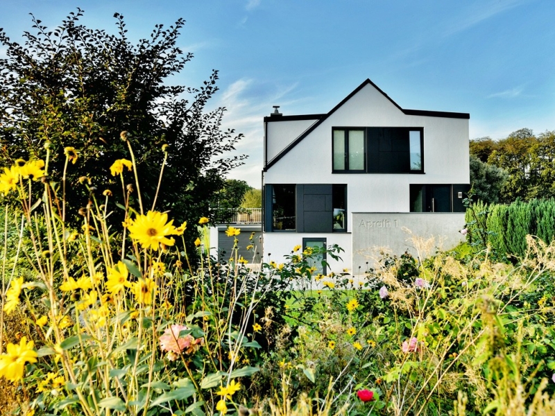 Modernisierung und Anbau für Mehrgenerationenwohnen